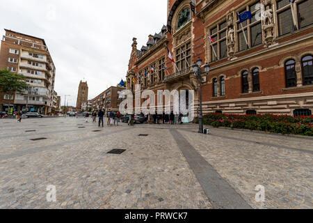 Eine Hochzeit im Rathaus. Dünkirchen, Frankreich Stockfoto