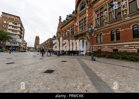 Eine Hochzeit im Rathaus. Dünkirchen, Frankreich Stockfoto