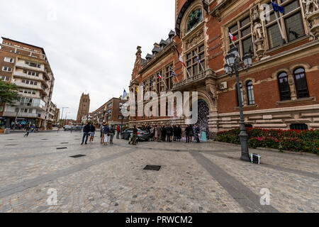 Eine Hochzeit im Rathaus. Dünkirchen, Frankreich Stockfoto