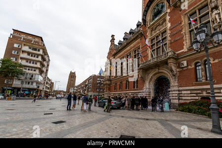 Eine Hochzeit im Rathaus. Dünkirchen, Frankreich Stockfoto