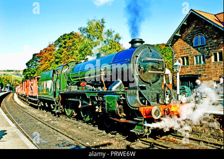 Schulen Klasse Keine 926 Repton bei Grosmont, North Yorkshire Moors Railway, England Stockfoto