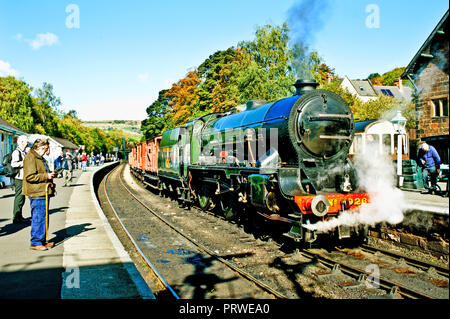 Schulen Klasse Keine 926 Repton bei Grosmont, North Yorkshire Moors Railway, England Stockfoto