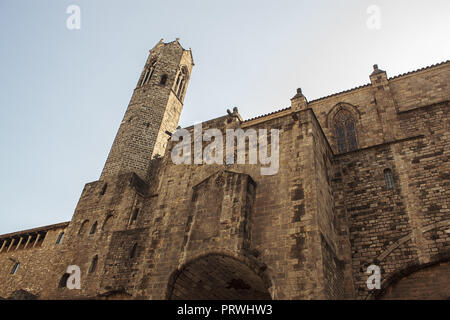 Detail des alten Heiligen Maria des Meeres Kirche (Basílica de Santa Maria del Mar) in der gotischen Ribera Viertel von Barcelona, Katalonien, Spanien Stockfoto