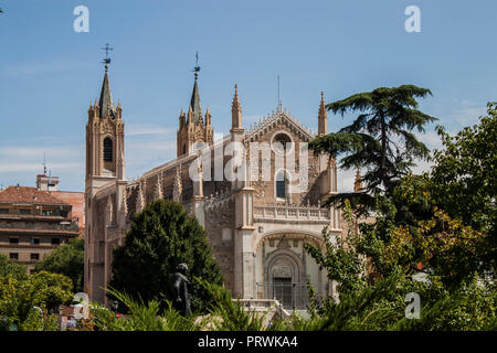 Der hl. Hieronymus die Royal (San Jerónimo el Real) ist eine römisch-katholische Kirche aus dem frühen 16. Jahrhundert neben dem Prado Museum in Madrid, Spanien, Stockfoto