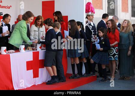 Spanischen Königin Emeritus Sofia während der Tag des Roten Kreuz/Banderita in Madrid am Donnerstag, den 04. Oktober 2018 Stockfoto