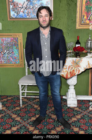 Los Angeles, CA, USA. 4. Okt, 2018. 04. Oktober 2018 - Los Angeles, Kalifornien - Danny Strong. ''My Abendessen mit Herve" Los Angeles Premiere statt bei Paramount Studios. Photo Credit: Birdie Thompson/AdMedia Credit: Birdie Thompson/AdMedia/ZUMA Draht/Alamy leben Nachrichten Stockfoto