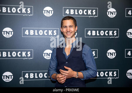 04 Oktober 2018, Berlin: Tim Oliver Schultz auf dem roten Teppich für die Premiere der zweiten Staffel von den TNT-Serie '4 Blocks'. Foto: Jens Büttner/dpa-Zentralbild/dpa Stockfoto