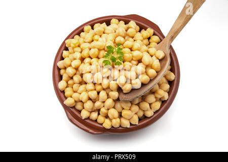 Kichererbsen in eine Kasserolle aus Lehm gekocht Stockfoto