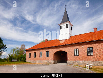 ULEFOSS, Norwegen - 18. JULI 2018: Ulefos Hovedgaard, Teil der Telemark Museum, eine beliebte Touristenattraktion in Telemark County Stockfoto