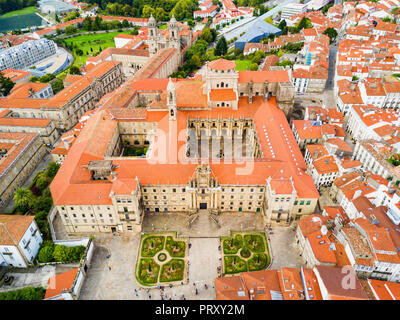 Das Kloster San Martin Pinario (Mosteiro de San Martin Pinario) Antenne Panoramablick in Santiago de Compostela in Galizien, Spanien Stockfoto