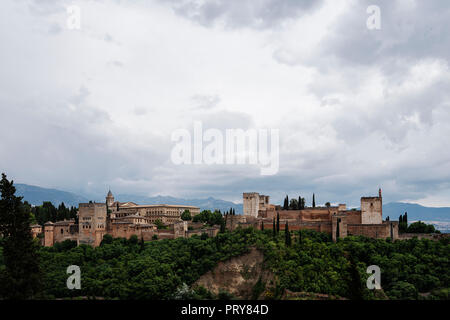 Blick auf die Alhambra aus der Sicht von San Nicolás Stockfoto