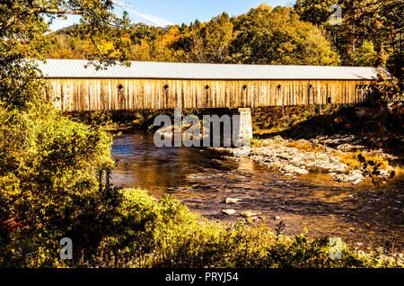 West Dummerston Covered Bridge West Drummerston, Vermont, USA Stockfoto