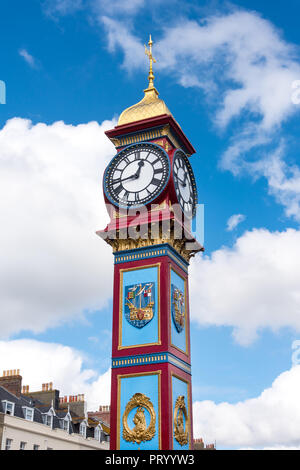 Dorchester, Dorset, Großbritannien - 28 Sep 2018: Die Jubilee Clock Tower auf der Esplanade von Weymouth wurde im Jahr 1888 errichtet von Queen Victoria Golden Jubilee zu markieren. Stockfoto