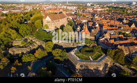 Stadtmauern und der Kaiserburg Nürnberg, Kaiserburg Nürnberg, Nürnberg, Deutschland Stockfoto