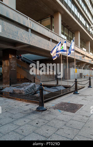 Israel, Tel Aviv - 15. September 2018: Monument Kennzeichnung der Ort der Ermordung von Yitzhak Rabin Stockfoto