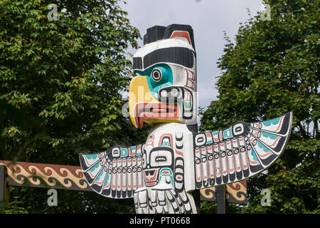 Erste Nationen Totempfähle im Stanley Park, Vancouver, Kanada Stockfoto