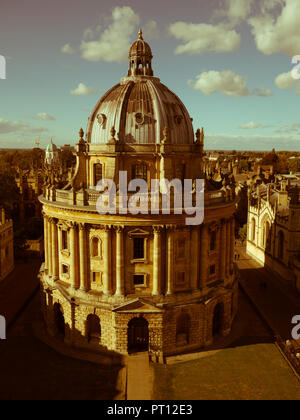 Schwarz-weiß Bild von Ikonischen Radcliffe Camera, Oxford University, Oxford, England, UK, GB. Stockfoto