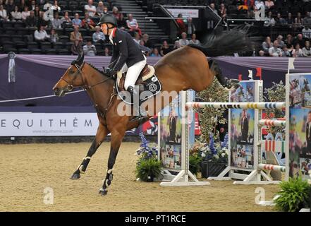 Birmingham, Großbritannien. 5. Oktober, 2018. Matthäus Sampson (GBR) Reitschule 'oriena'. Concours Hippique International. Tribüne willkommen Einsätze. Pferd des Jahres zeigen (HOYS). National Exhibition Centre (NEC). Birmingham. UK. 05.10.2018. Credit: Sport in Bildern/Alamy leben Nachrichten Stockfoto