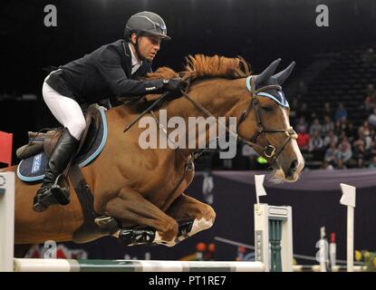 Birmingham, Großbritannien. 5. Oktober, 2018. Sameh El Dahan (EGY) Reiten' Citygirl". Concours Hippique International. Tribüne willkommen Einsätze. Pferd des Jahres zeigen (HOYS). National Exhibition Centre (NEC). Birmingham. UK. 05.10.2018. Credit: Sport in Bildern/Alamy leben Nachrichten Stockfoto