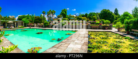 Schöne Villa Taranto, Aussicht auf den Lago Maggiore, mit Pool und Gärten, Nord Italien. Stockfoto