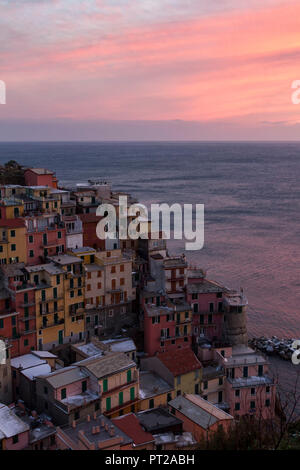 Schnee in Manarola, Cinque Terre, Gemeinde Riomaggiore Provence, La Spezia, Ligurien, Italien, Europa Stockfoto