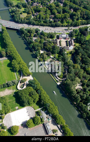 Luftaufnahme, Luftbild, Emscher Kunst, verführerische Federn zum Ruhm, Tobias Rehberger, Oberhausen, Burg, Rhein-Herne-Kanal, Oberhausen, Ruhrgebiet, Nordrhein-Westfalen, Deutschland, Europa, Stockfoto