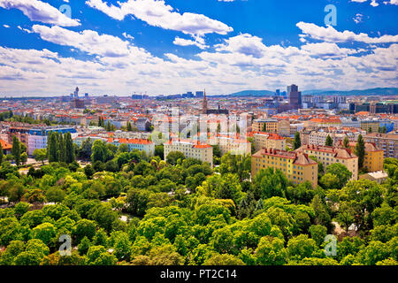 Wiener Stadtbild vom Prater Fun Park View, der Hauptstadt von Österreich Stockfoto