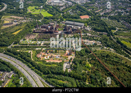 Landschaftspark Duisburg - Nord, Emscherstraße, 24h-Radrennen, Industriekultur, Weltkulturerbe, Duisburg, Ruhrgebiet, Nordrhein-Westfalen, Deutschland Stockfoto