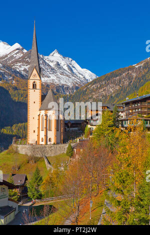 Österreich, Kärnten, Heiligenblut mit Großglockner Stockfoto