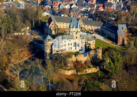 Schloss Hülchrath ist ein ehemaliges Land Burg aus dem Kurfürstentum Köln Bezirk Hülchrath in Grevenbroich, Wasserburg, neo-gotischen Stil, Grevenbroich, Rheinland, Nordrhein-Westfalen, Deutschland Stockfoto