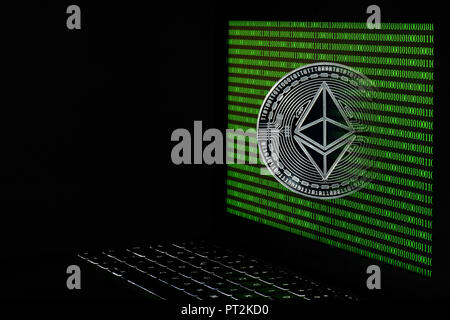 Symbolische Bild cryptocurrency digitale Währung, Silber münze des Astraleums Stockfoto