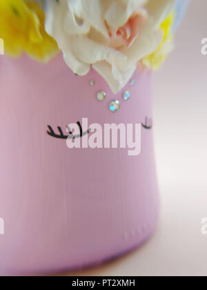 Heimwerker, Basteln, Bleistifthalter, Einhorn, Detail, Blur, Stockfoto