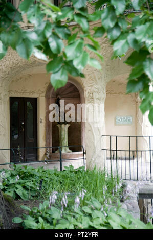 Innenhof des Centralbadet Stockfoto