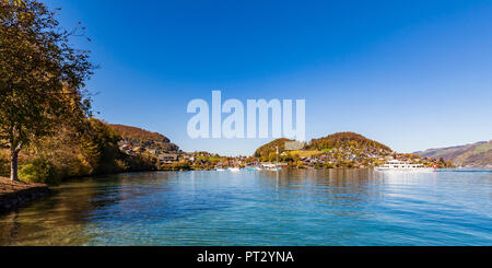 Schweiz, Kanton Bern, Berner Oberland, Schweizer Alpen, den Thunersee, Faulensee, Ausflugsschiff Stockfoto