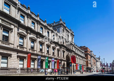 England, London, Piccadilly, Burlington House, der Königlichen Akademie der Künste Stockfoto