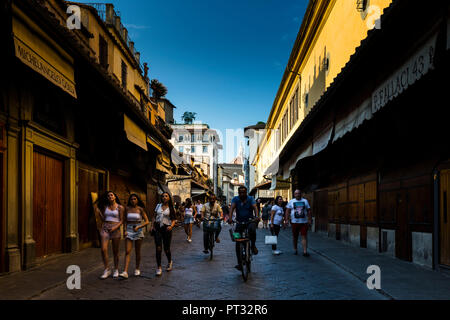 Europa, Italien, Toskana, Florenz - Ponte Vecchio. Stockfoto