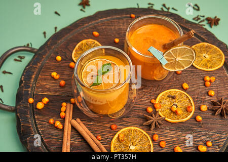 Fruit Punch auf dem Tisch Stockfoto