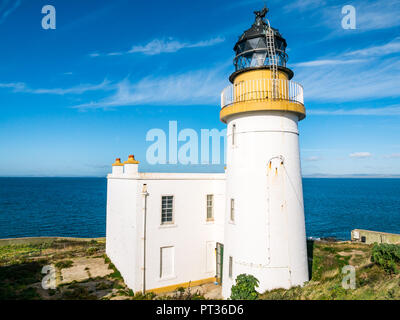 Fidra Leuchtturm, deaktiviert Stevenson Leuchtturm, fidra Insel, Erhabene, Schottland, Großbritannien mit blauer Himmel Stockfoto