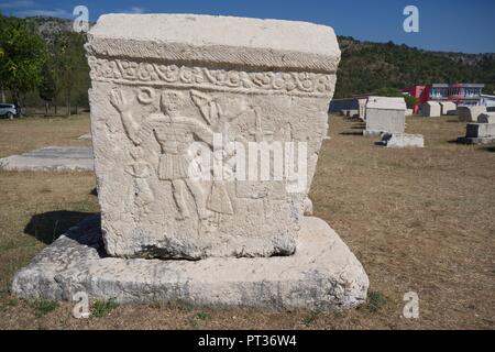 Stećci, alte megalithische Grabsteine an Radimlja alten Nekropole bei Vidovo Polje in der Nähe von Stolac, Bosnien und Herzegowina Stockfoto