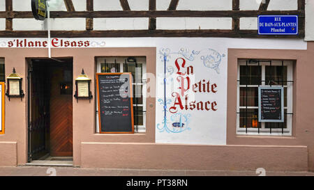 Das Restaurant 'La petite Elsass' in der Altstadt Petite France, Straßburg, Elsass, Frankreich Stockfoto