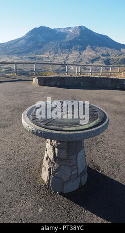 Mount Saint Helens National Volcanic Monument am Johnston Ridge Observatorium in Skamania County, Washington. Stockfoto