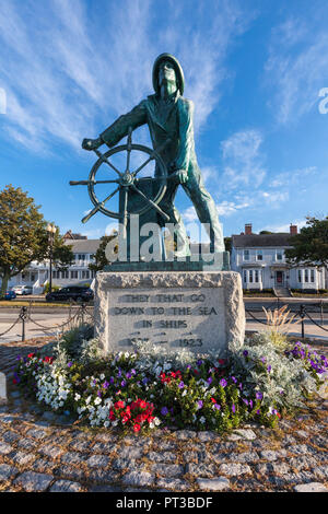 USA, New England, Massachusetts, Cape Ann, Gloucester, Mann am Steuer Statue, Gloucester Fisherman's Memorial, Architekt Leonard F. Craske, 1925 Stockfoto