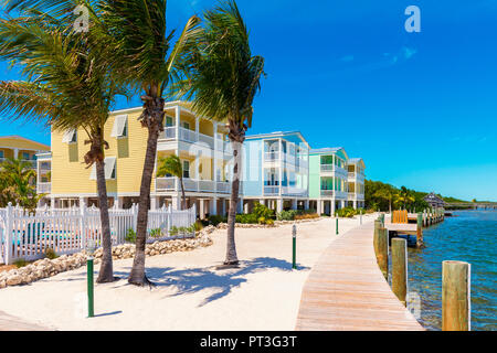 Moderne Eigentumswohnungen in Little Torch Key Florida Keys USA Stockfoto