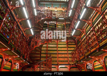 Berühmte Bibliothek mit chinesischen Einfluss in handelingskamer im Parlamentsgebäude in Den Haag, Hollandw Stockfoto