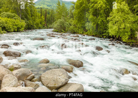 Wenig Susitna River auf dem Weg zum Hatcher Pass Alaska Stockfoto