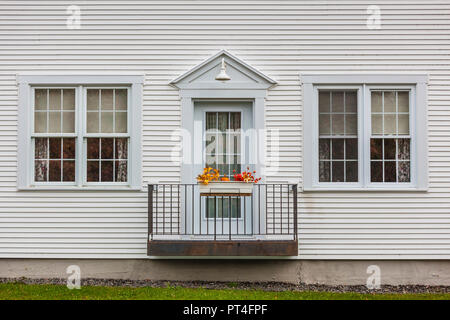 Kanada, Quebec, Gartenschau Region, Georgeville, Haus detail, Herbst Stockfoto