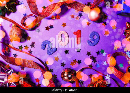Glückliches Jahr 2019 auf Party Hintergrund Einladung Stockfoto