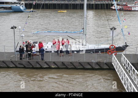 Der Prinz von Wales und die Herzogin von Cornwall besuchen Sie die 'MAiden "Yacht und mit Ihrer Königlichen Hoheit, Prinzessin Haya Bint Hussein treffen bei St. Katharine Docks in London mit: Atmosphäre, Wo: London, Vereinigtes Königreich, wenn: 5. Sep. 2018 Credit: WENN.com Stockfoto