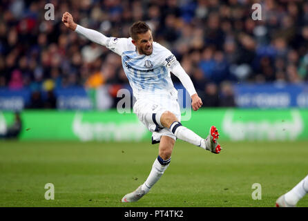 Everton ist gylfi Sigurdsson scores zweites Ziel seiner Seite des Spiels während der Premier League Match für die King Power Stadion, Leicester. Stockfoto