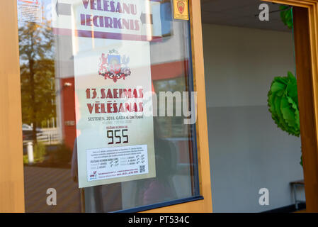 , Marupe Lettland. 6. Okt 2018. 06.10.2018. , MARUPE LETTLAND. Die Wahlen zum Parlament der Republik Lettland (Saeima) Credit: gints Ivuskans/Alamy leben Nachrichten Stockfoto